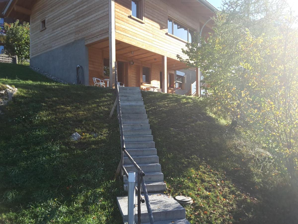 Chalet Tzarbonire Bed and Breakfast Chalais Exterior foto